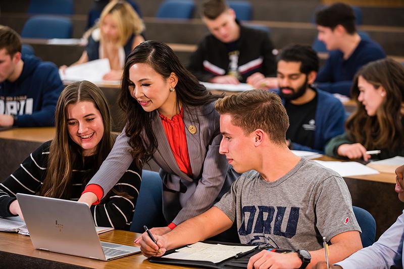 ORU - Teacher in classroom with students